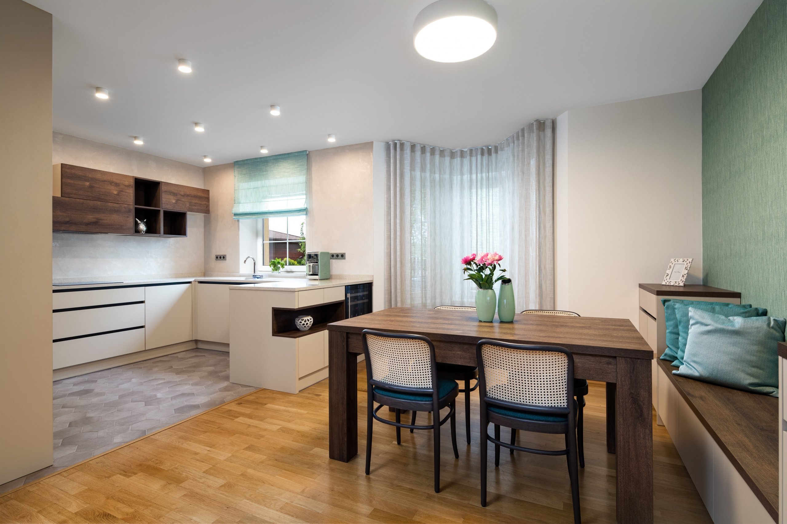 Rekonstrukce kuchyně s jídelnou - Klara Drummond INTERIORS | Bydlo.cz