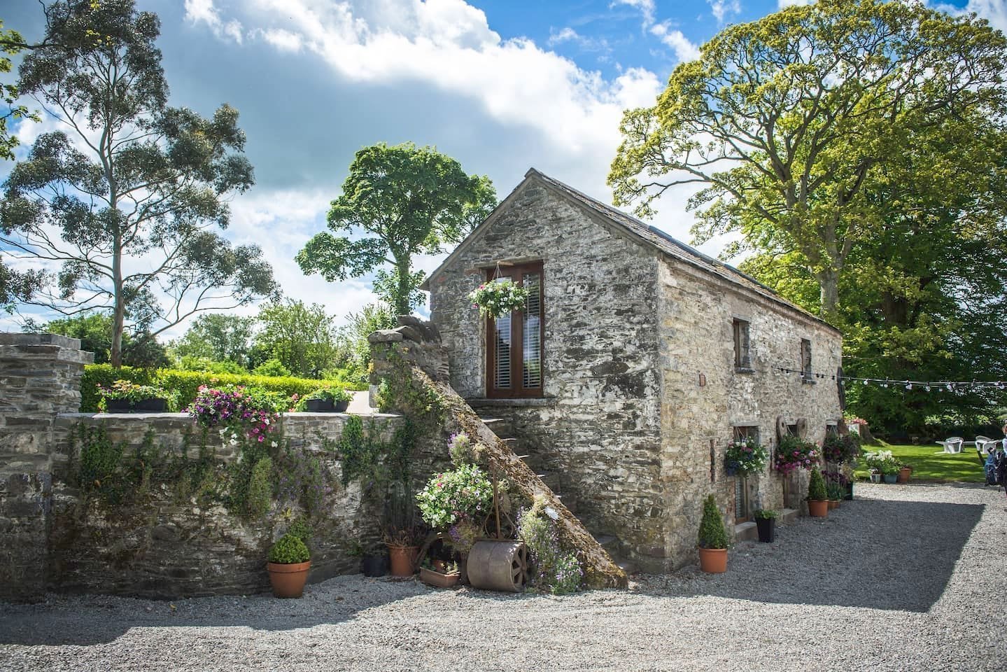 Někdy stačí opravdu málo! Proměna kamenné stodoly