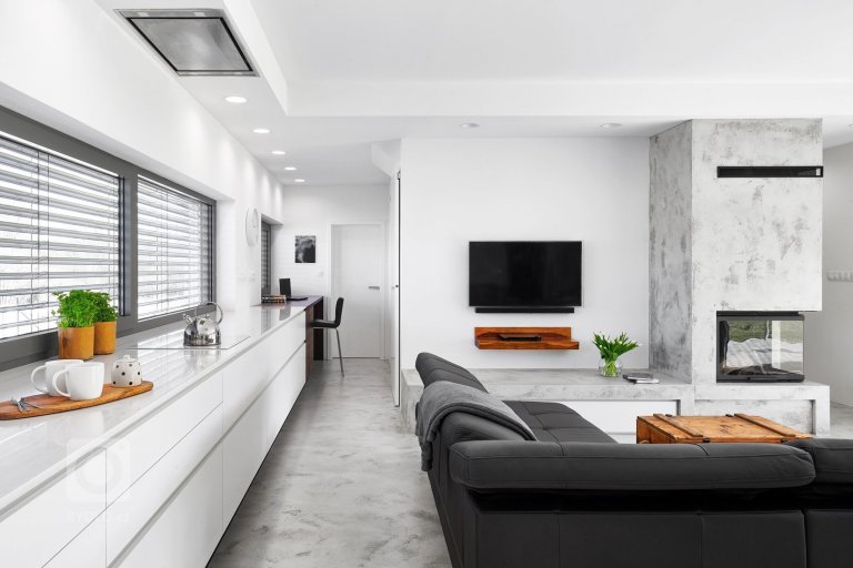 add picture to album