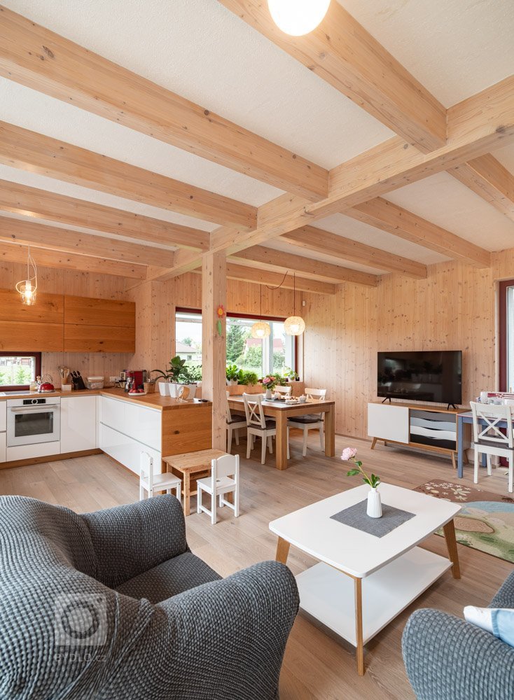 Autor:&nbsp;
Ing. arch. Marek Pavlas, Ph. D.
Realizace:&nbsp;
2017
Užitná plocha:&nbsp;
186 m2
Zastavěná plocha:&nbsp;
123 m2
Obestavěný prostor:&nbsp;
980 m3…