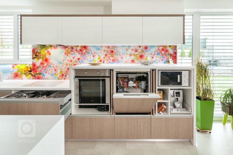 add picture to album