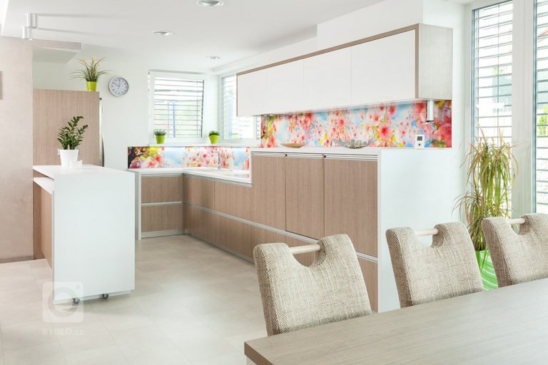 add picture to album