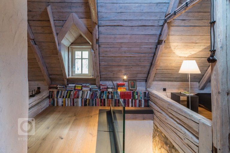 add picture to album