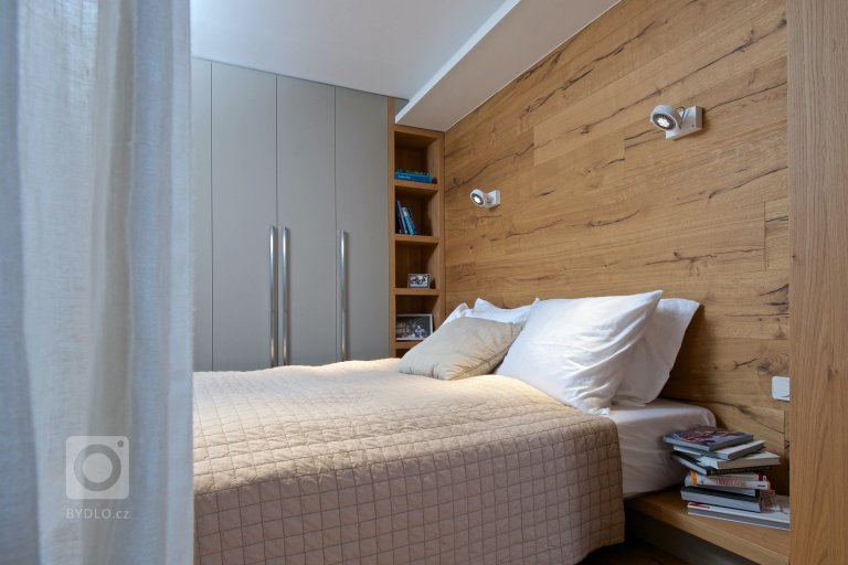 add picture to album