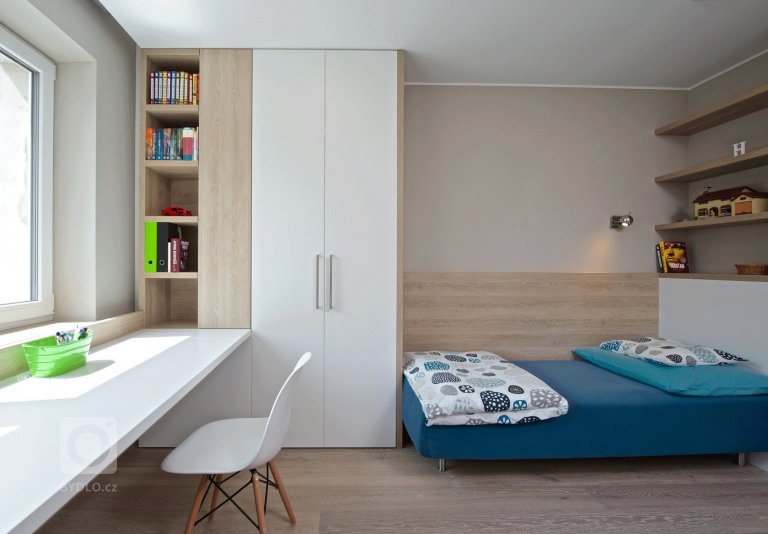 add picture to album