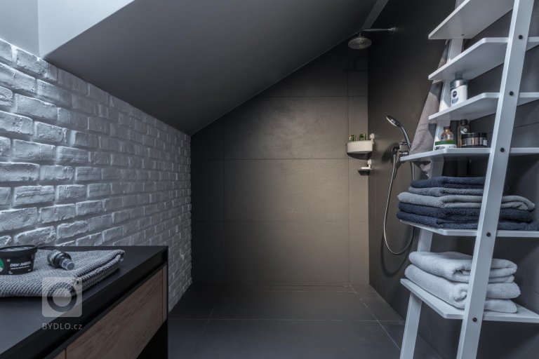 add picture to album