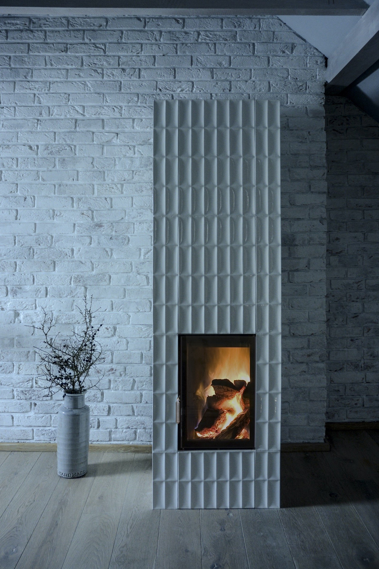 Kolem kamen pro vás dováží krbové vložky zahraničních výrobců, jako jsou Spartherm, Brunner, Iron Dog, Wesbo, firetube, Pertinger nebo litinové nádobí…