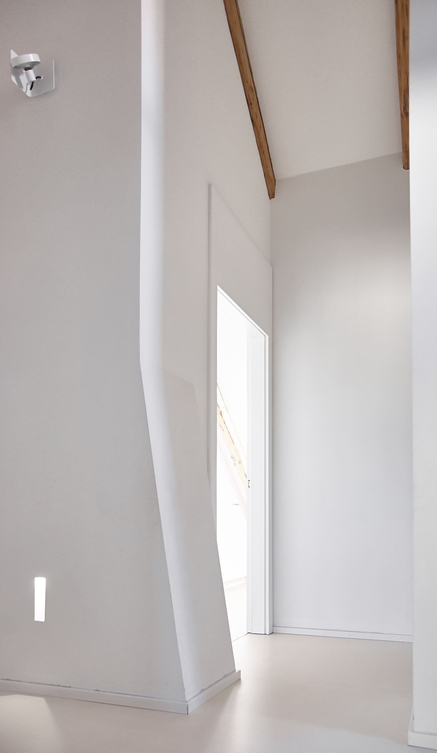 Podkrovní bydlení jako stvořené pro městský život