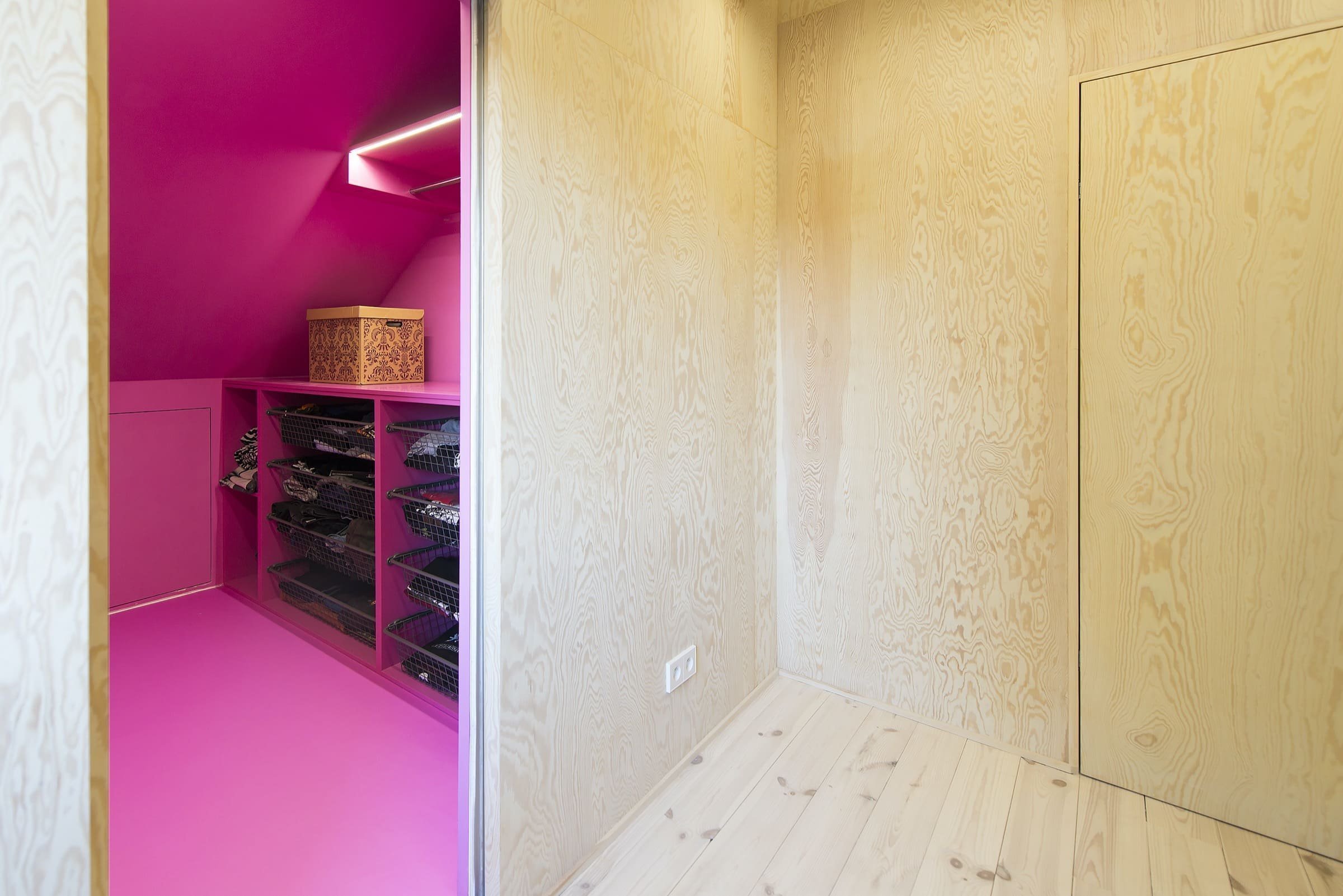 Rekonstrukce rodinného domu typu okál