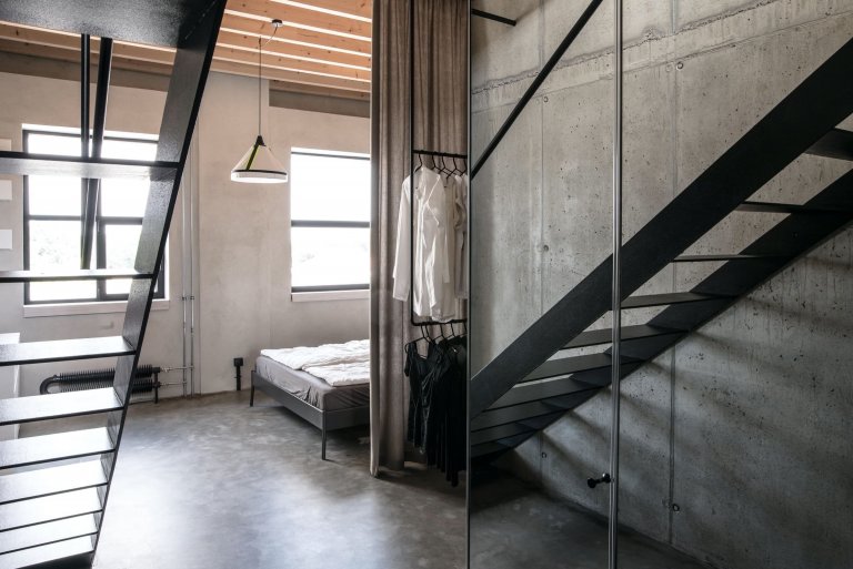 Loft v obnovené Mlynici