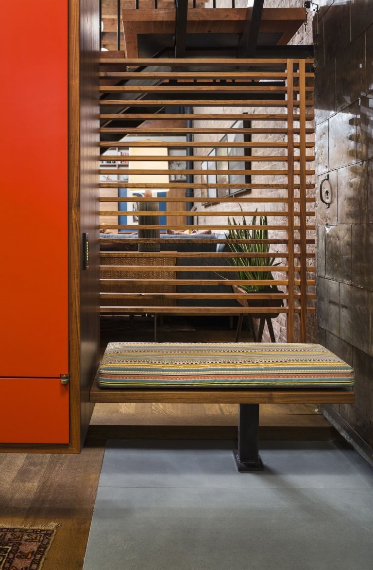 Svůj byt si vytvořili ze starého skladu na kaviár