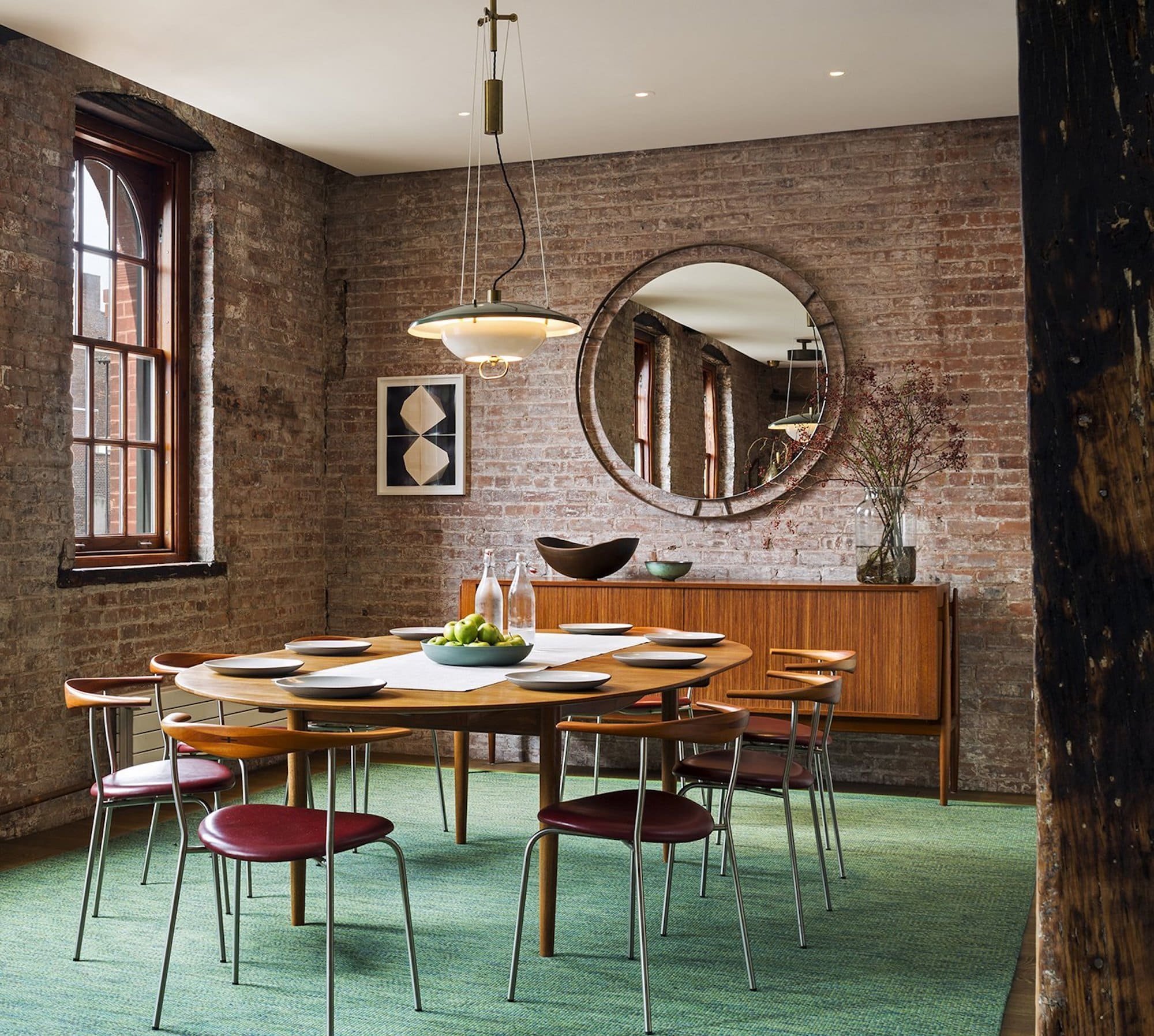 Svůj byt si vytvořili ze starého skladu na kaviár