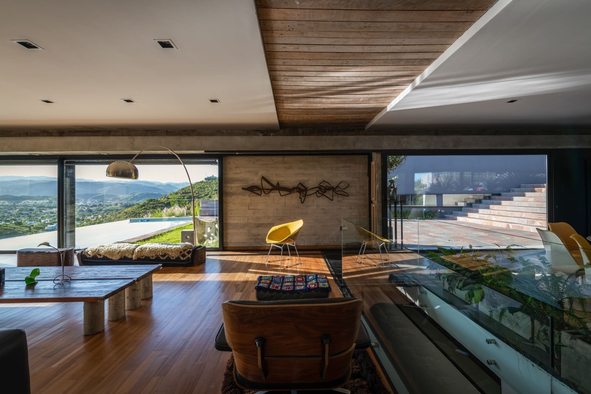 Rovinný pozemek dnes už pro stavbu domu není nezbytností