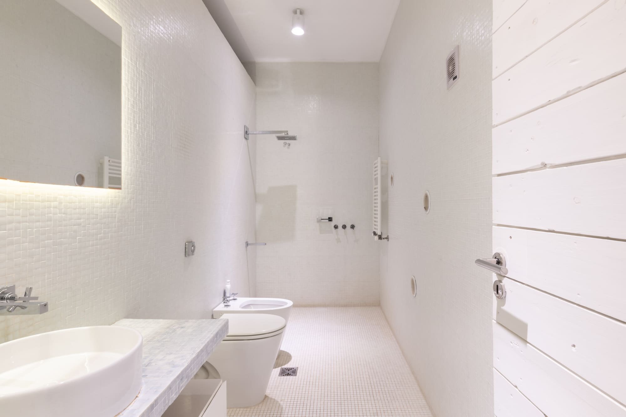 Rovinný pozemek dnes už pro stavbu domu není nezbytností