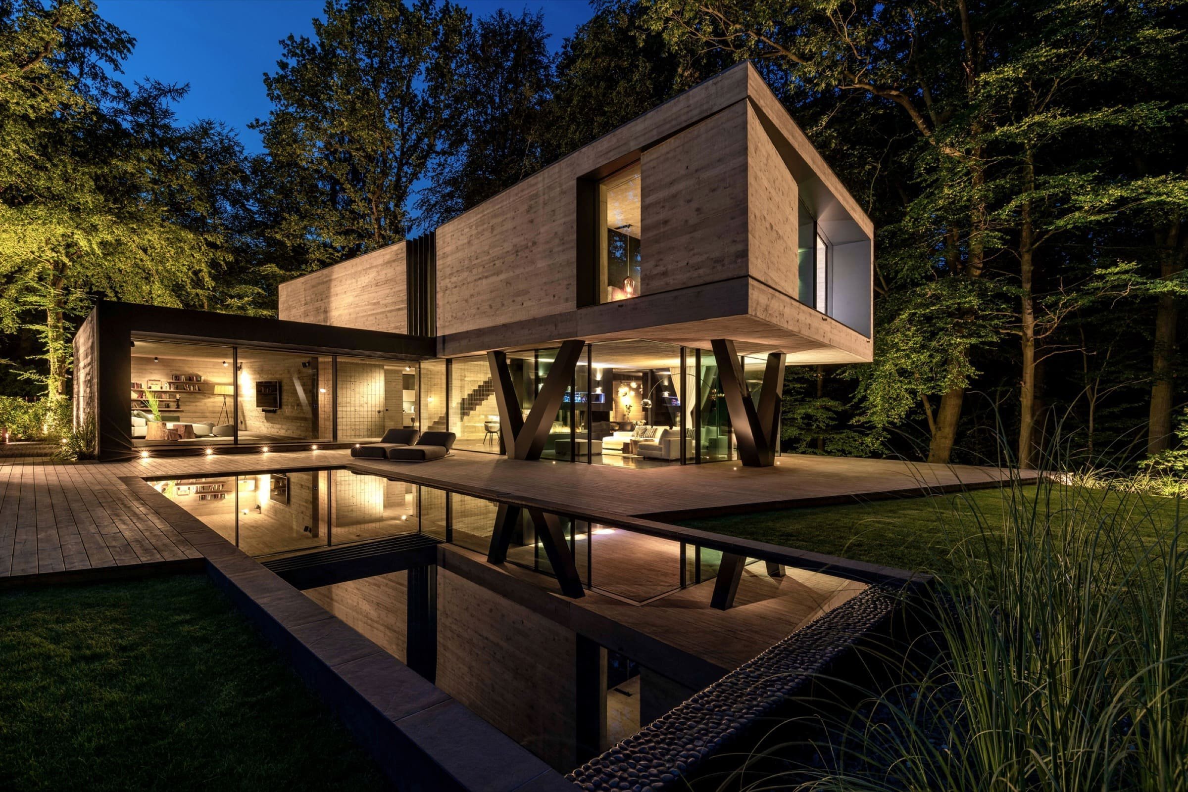 Luxusní betonová vila uprostred přírody