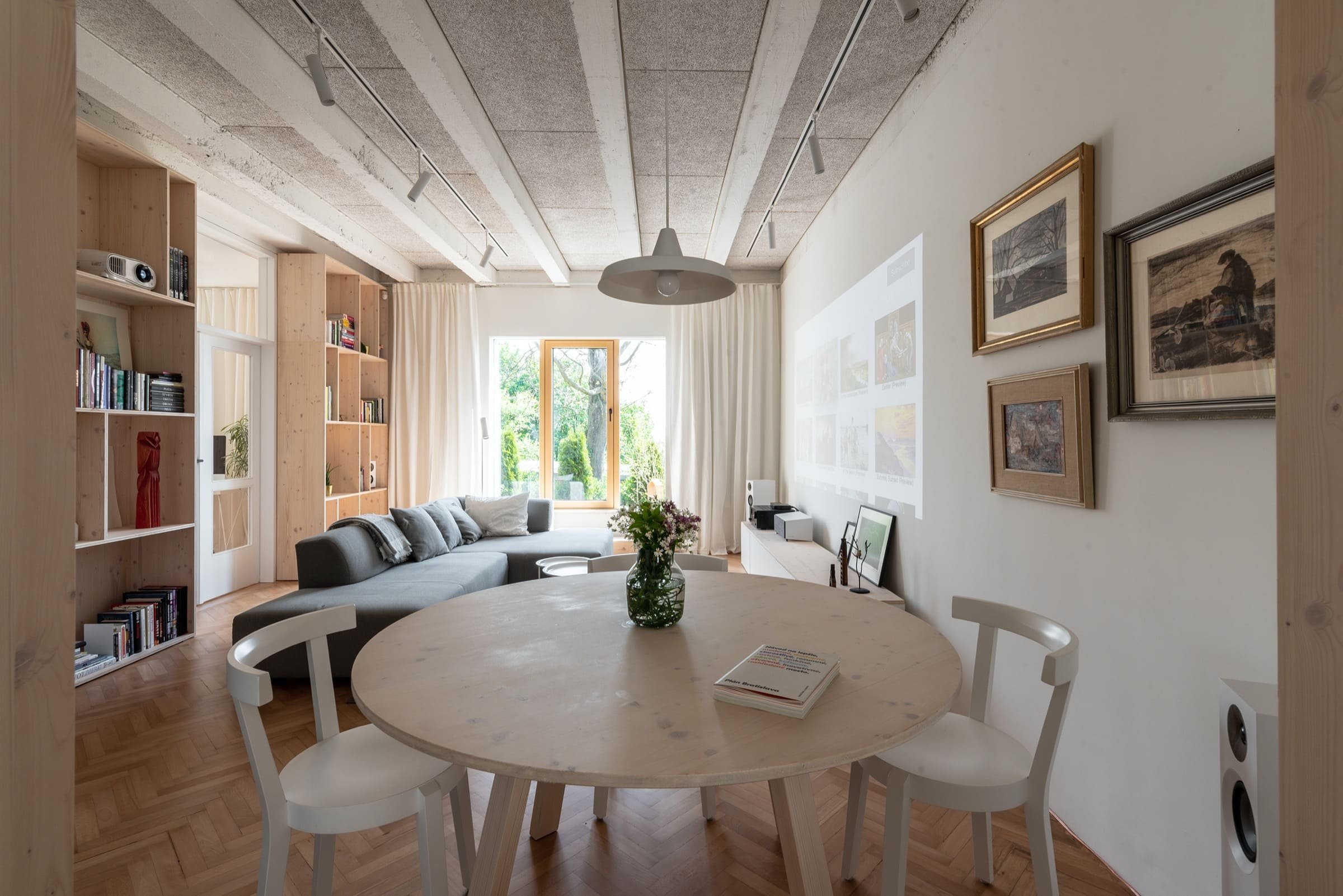 Přízemní byt ve staré bytovce