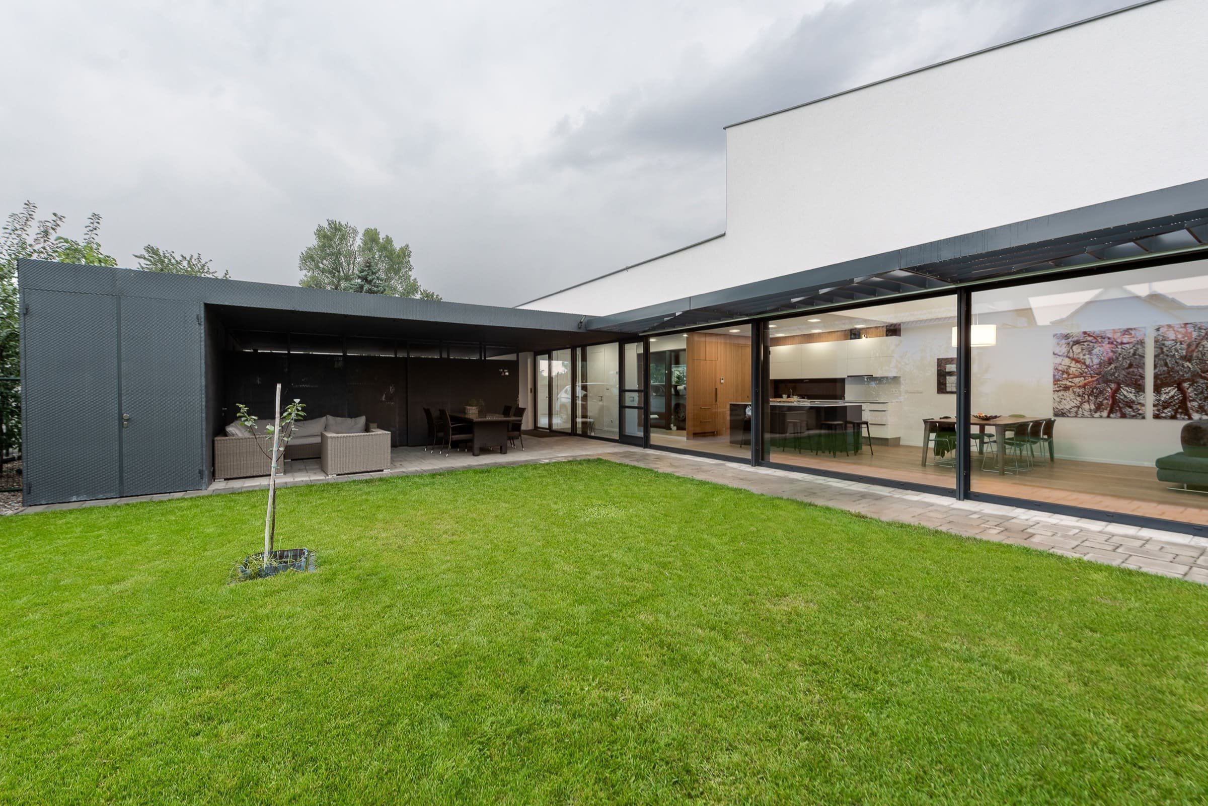 Přízemní rodinný dům v okrajové části bratislavského Prievozu