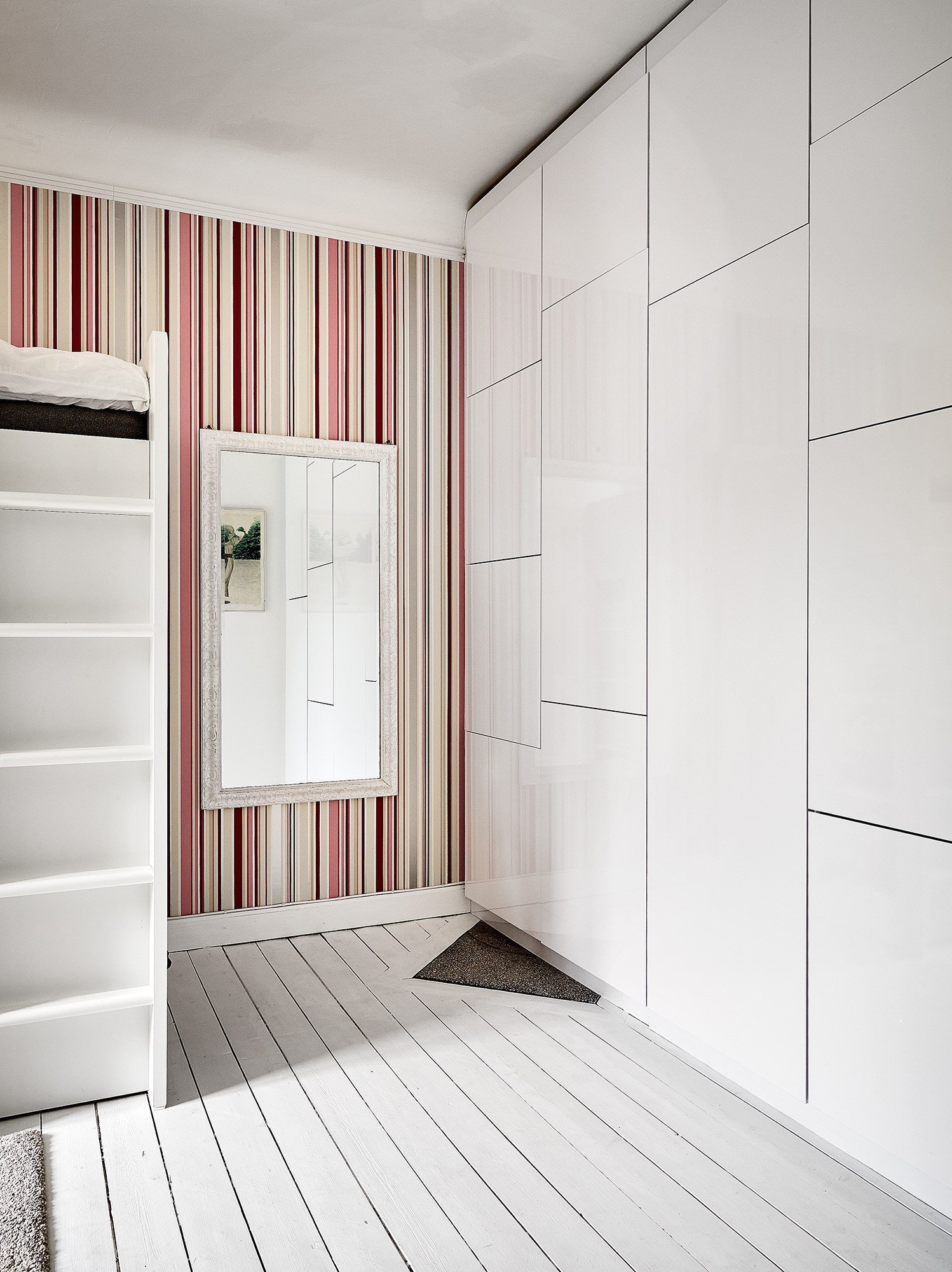 Skandinávský interiér v podkroví