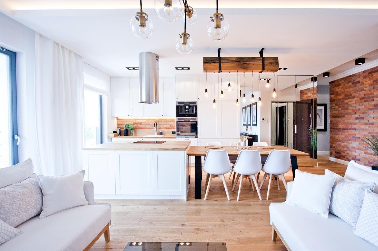 Byt s cihlovým obkladem