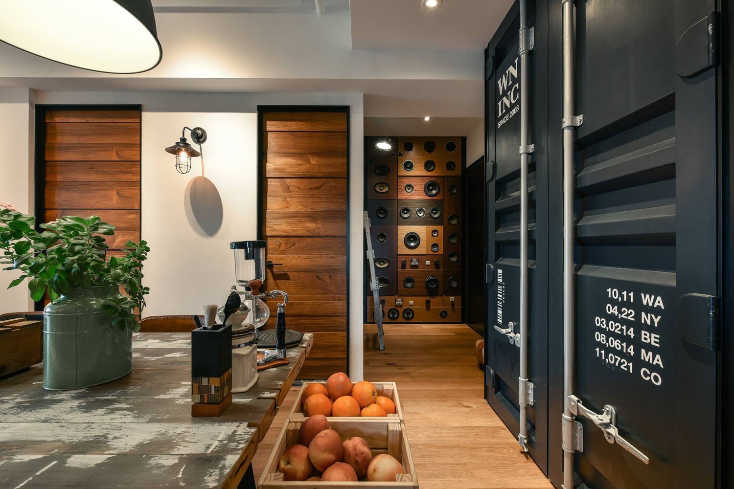 Půvabný industriální loft