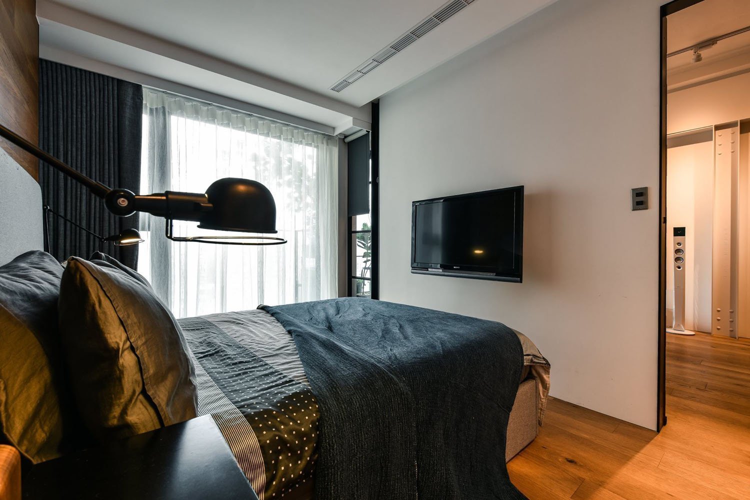 Půvabný industriální loft