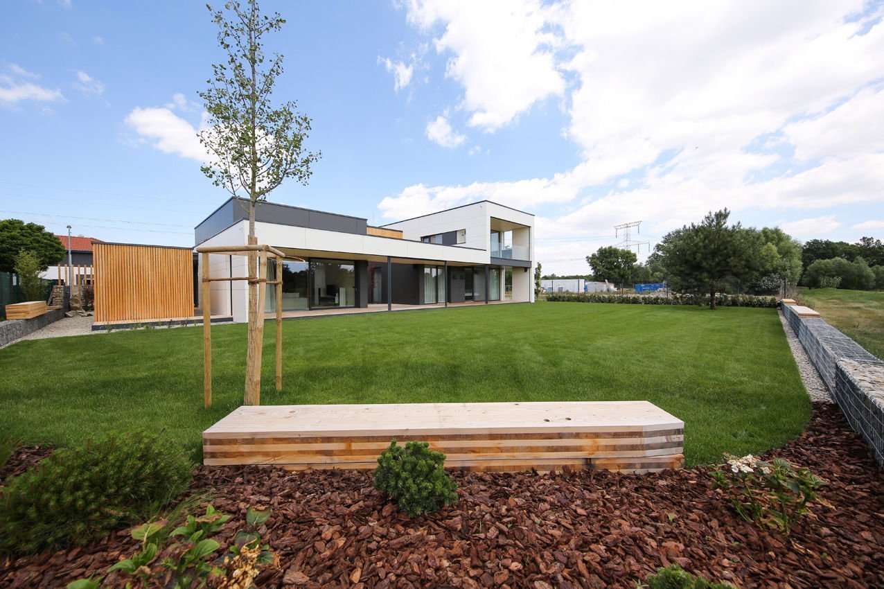 Nízkoenergetická dřevostavba u golfového hřiště