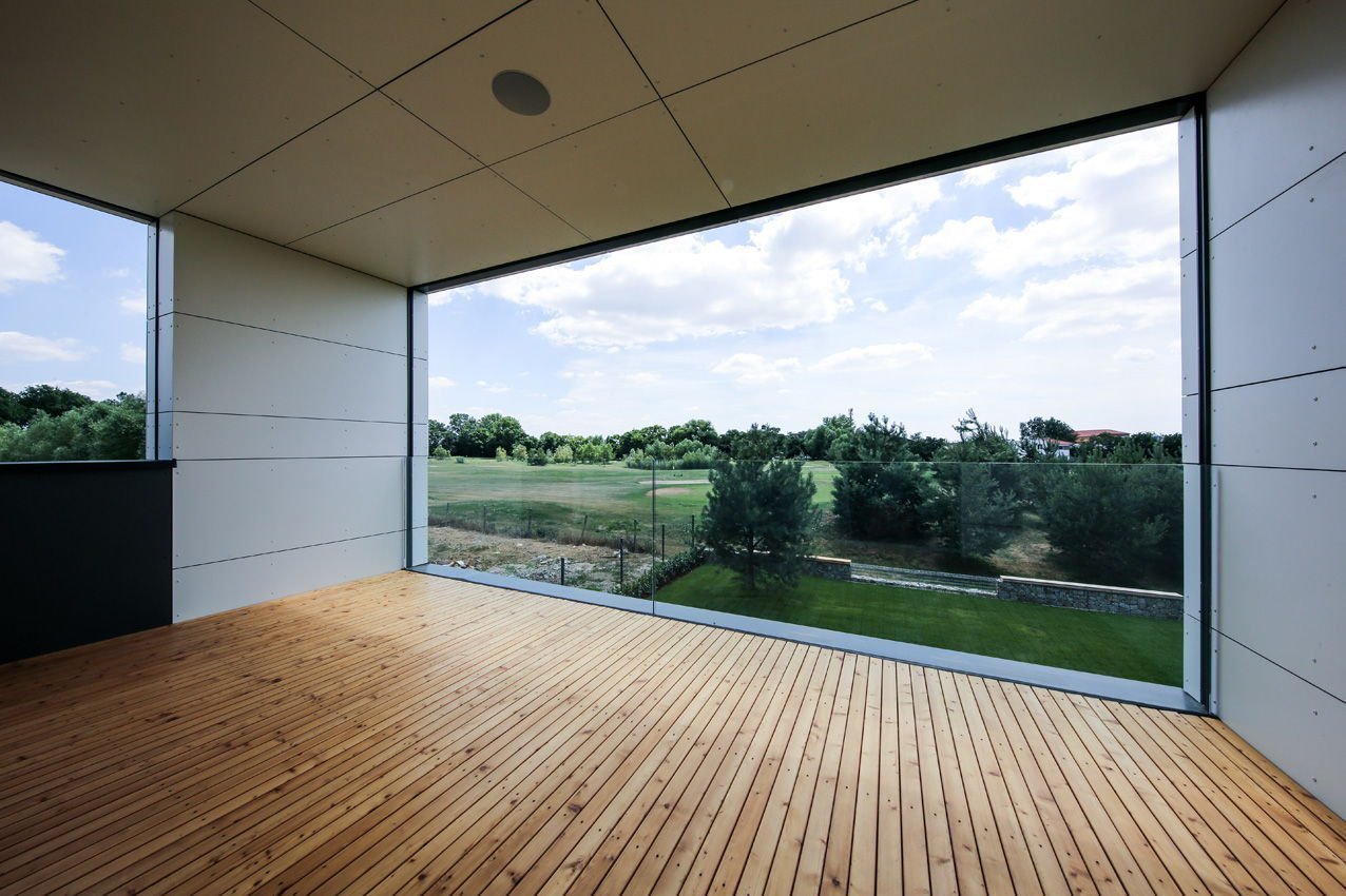 Nízkoenergetická dřevostavba u golfového hřiště