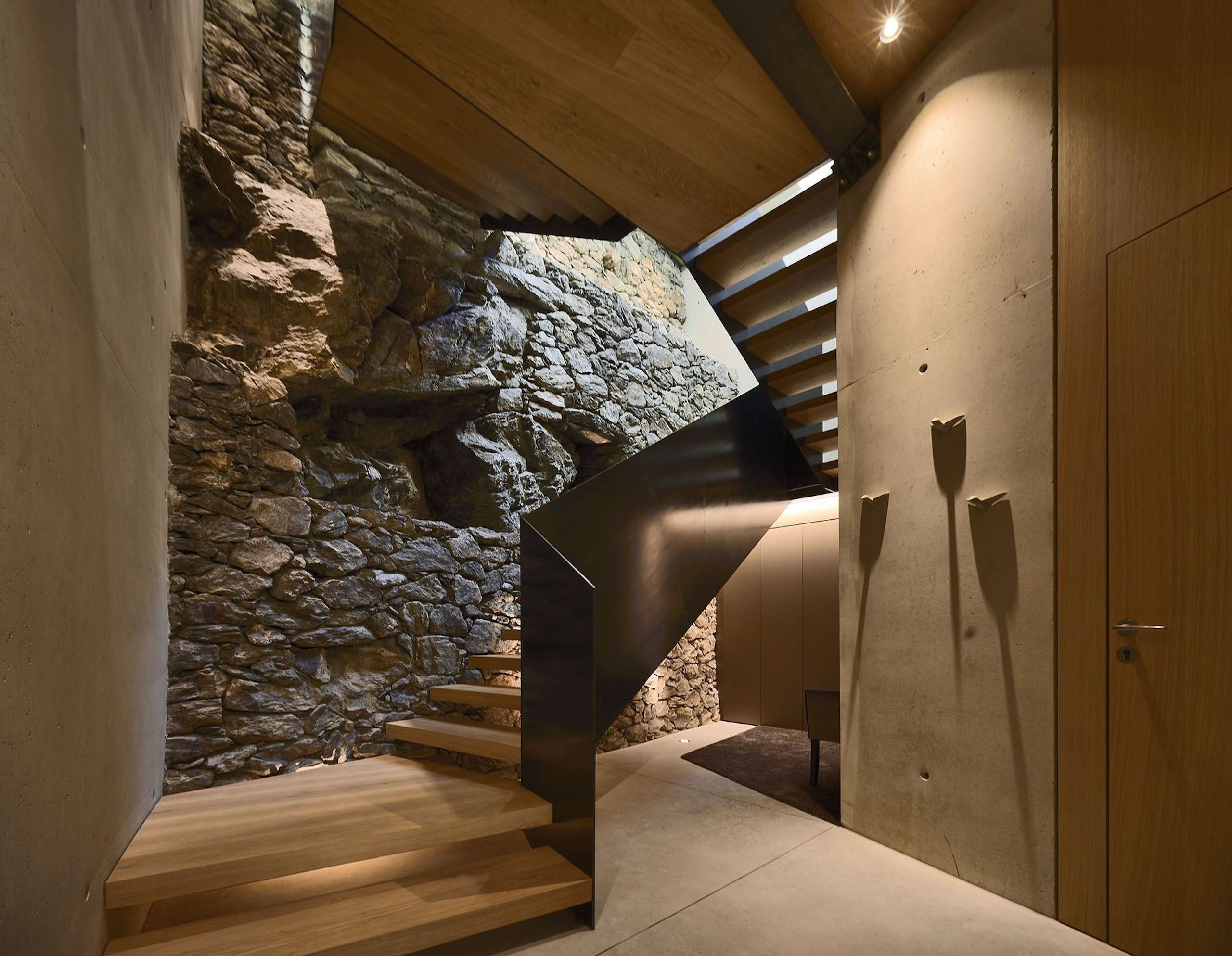 Revitalizace hospodářství a dostavba obytného prostoru