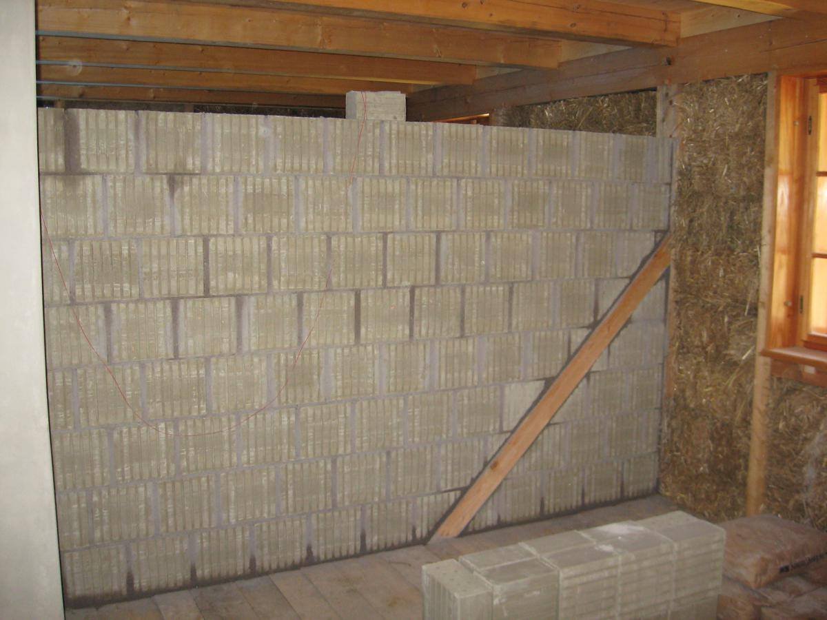 Nízkoenergetický dům ze slámy