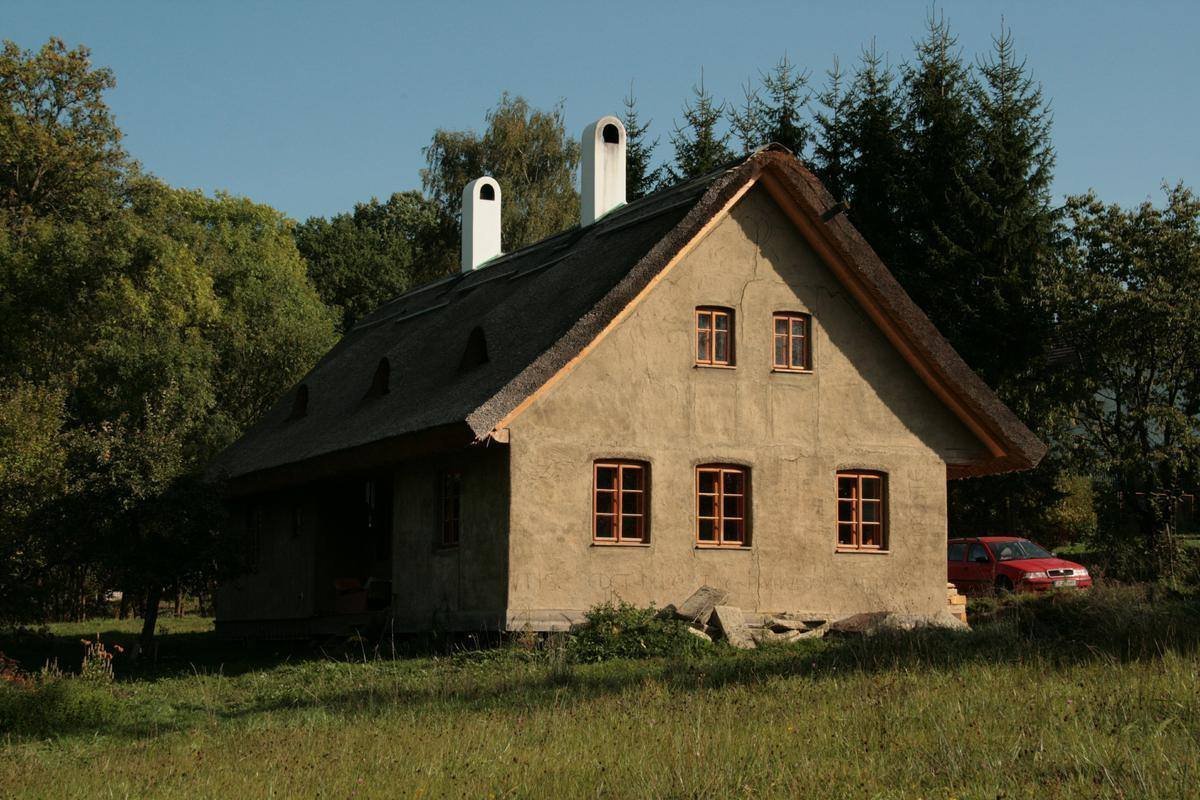 Nízkoenergetický dům ze slámy