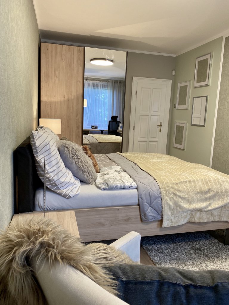 &bdquo;Největším vtipem této ložnice , kterou jsem navrhovala pro výherce spotřebitelské soutěže ASKO&nbsp;je, jak
se dá snadno ze standardního nábytku získat…