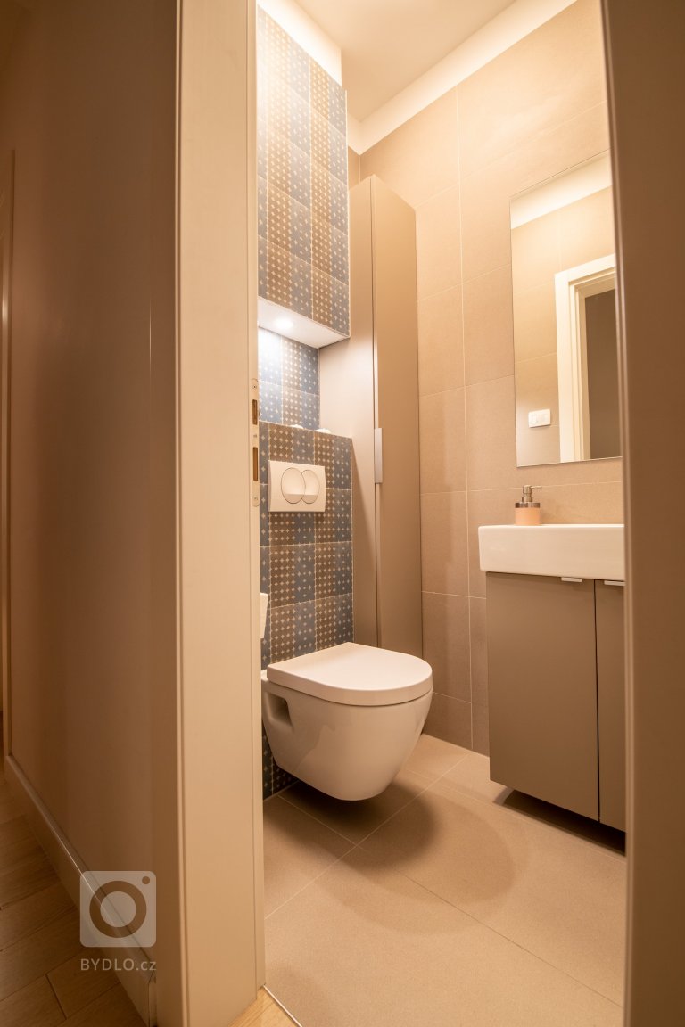 add picture to album