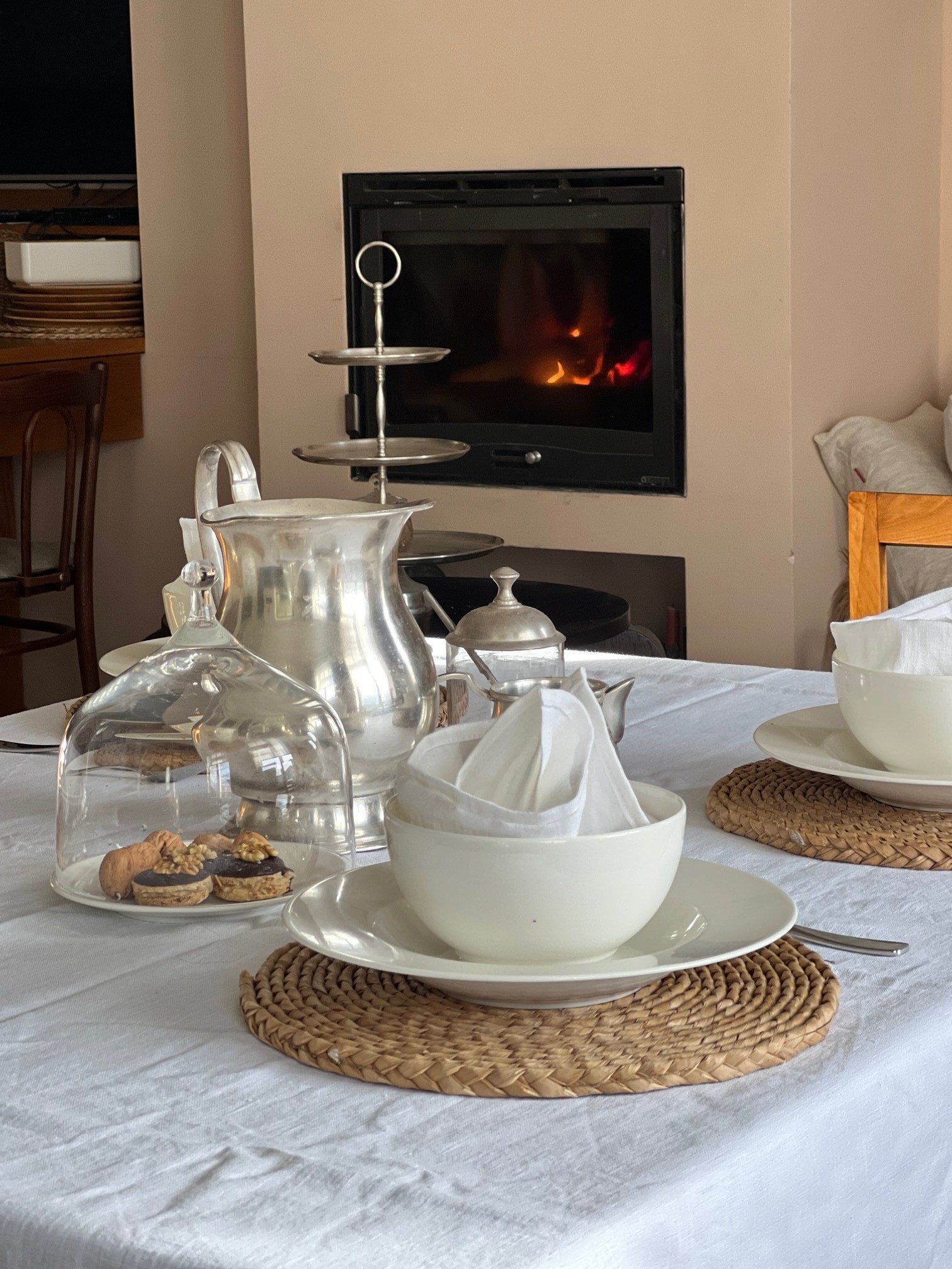 Použitím bílé barvy navodíte slavnostní atmosféru během chvilky.