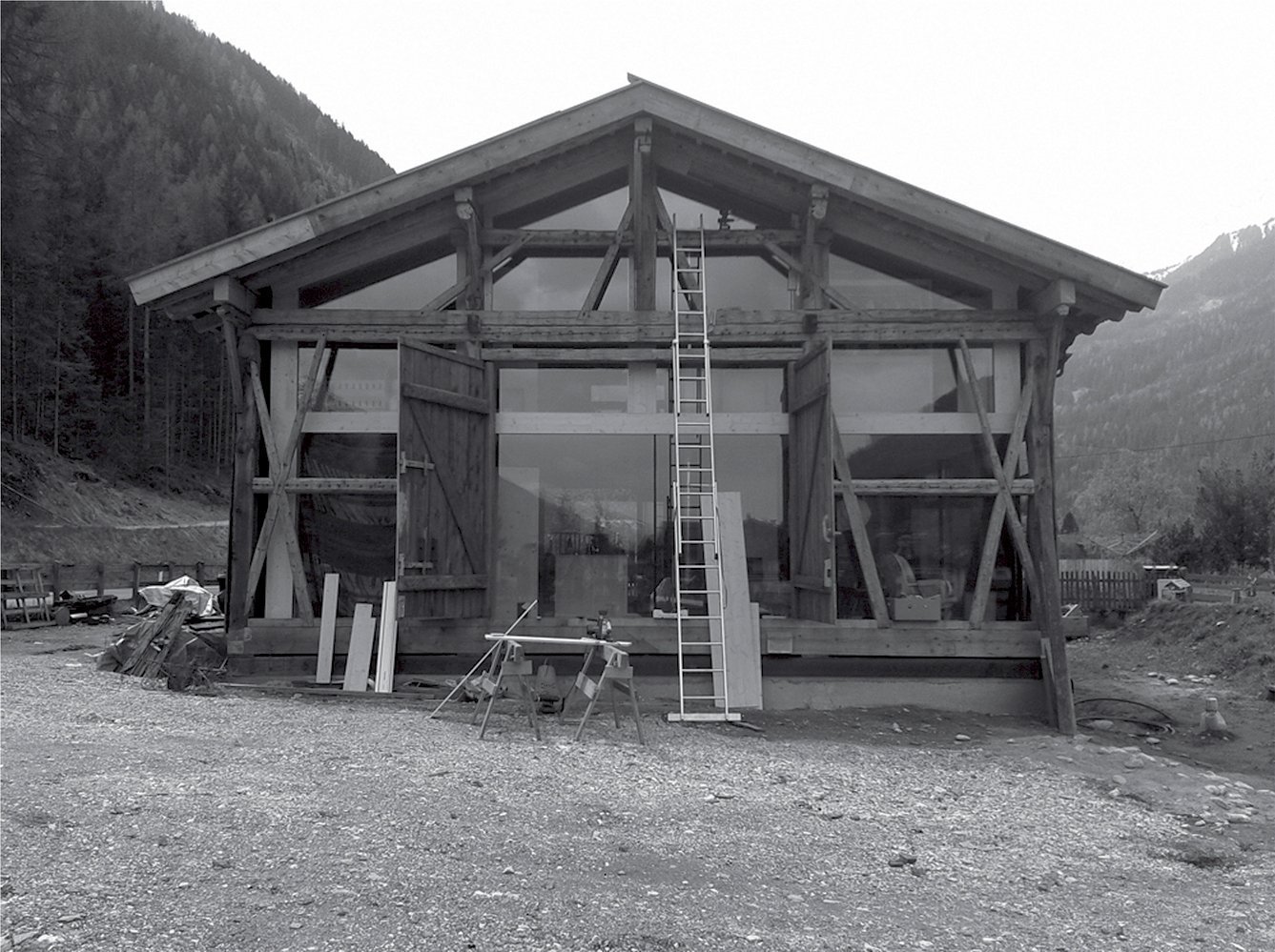 150 let starou stodolu přenesli a zrekonstruovali