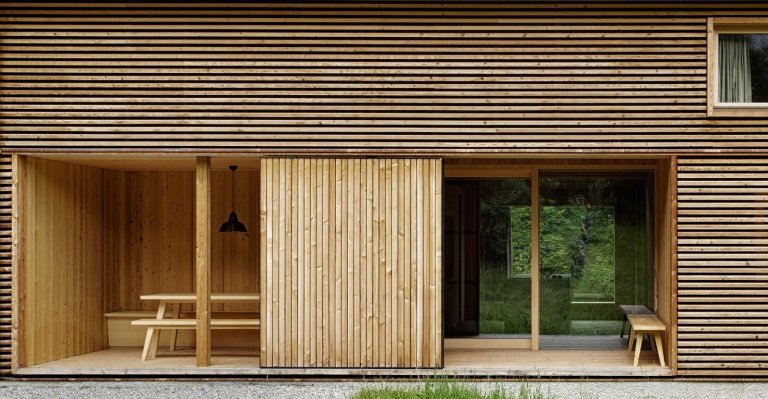 Dřevěný dům v Rakouských horách