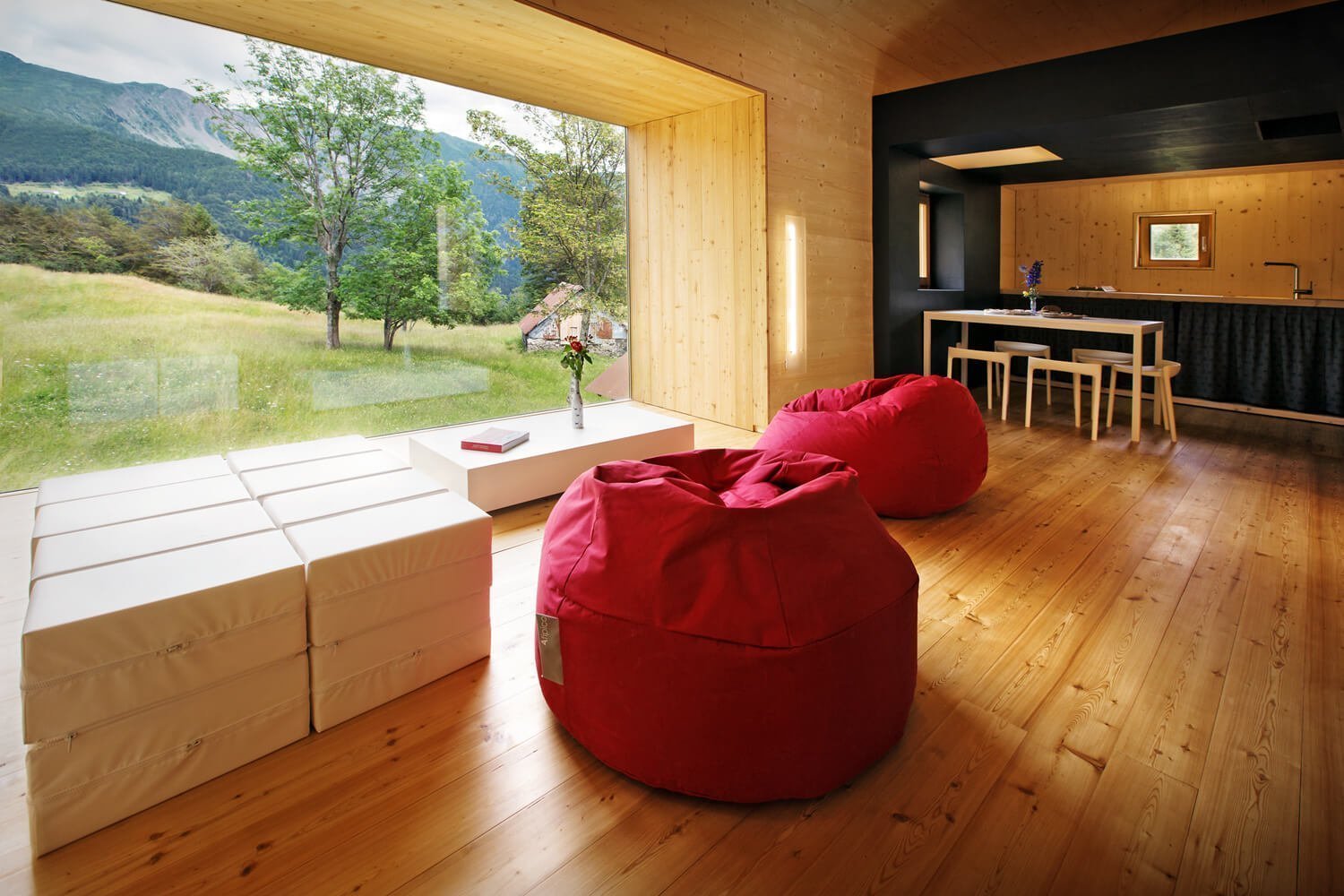 Malý domeček pod horami