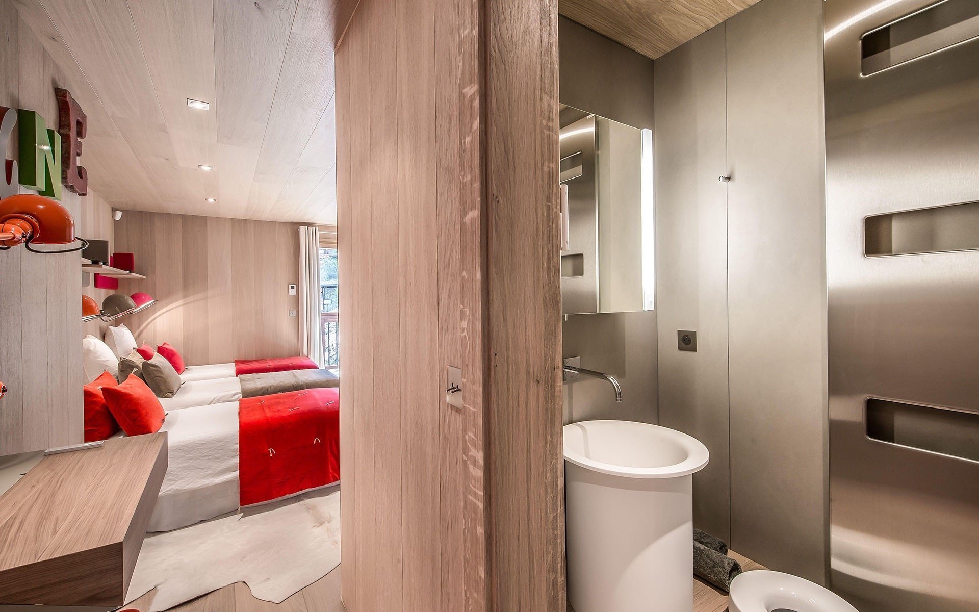 Moderní chata v horách