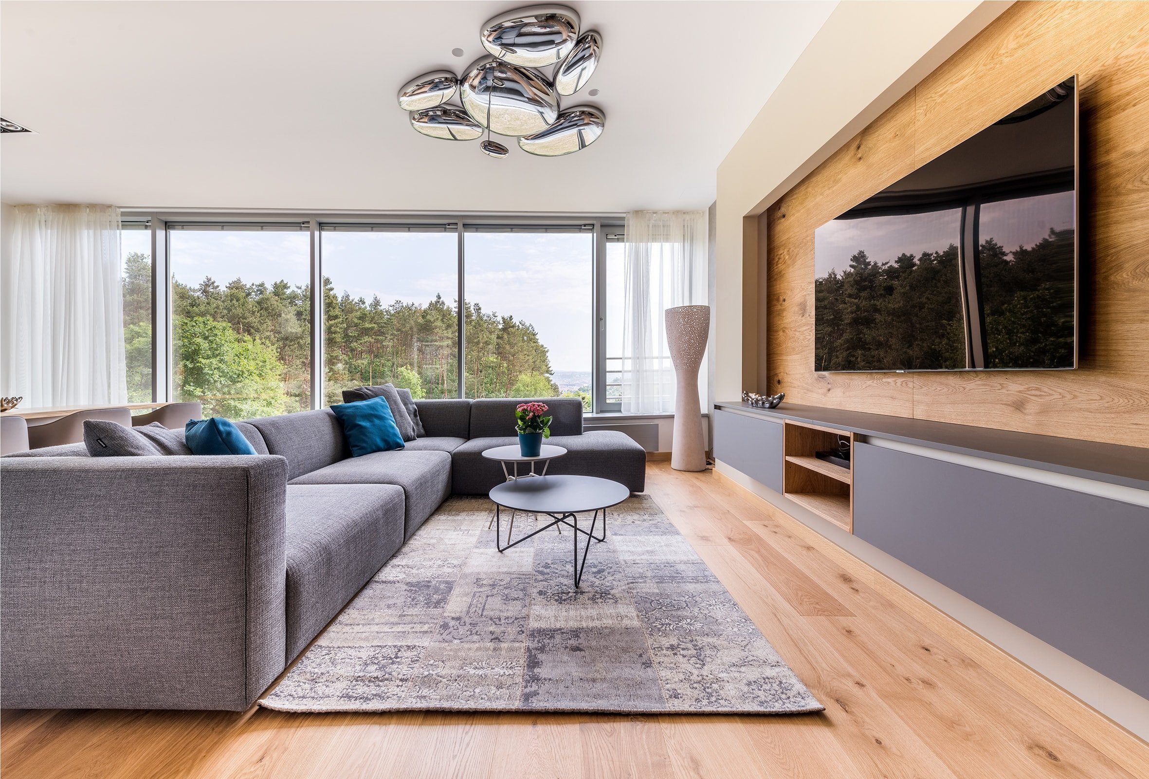 Nebojte se barev v interiéru