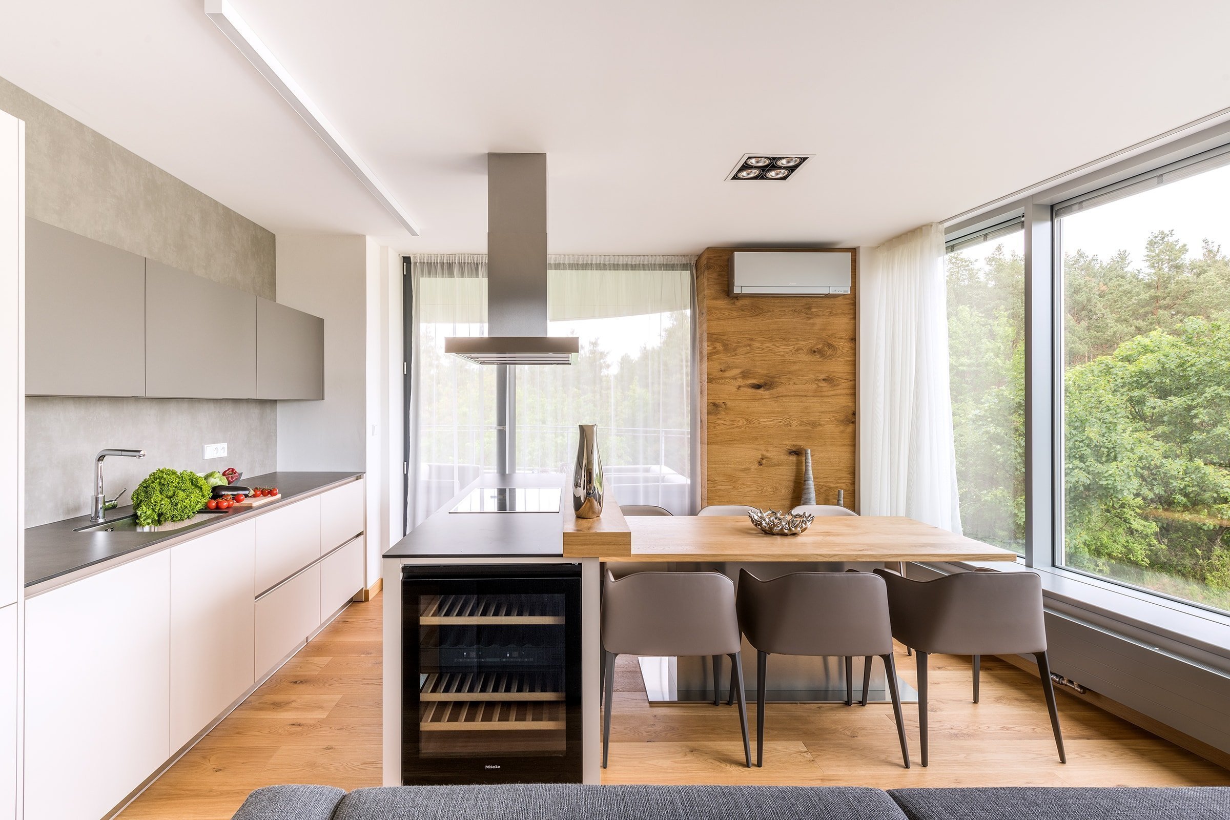 Nebojte se barev v interiéru