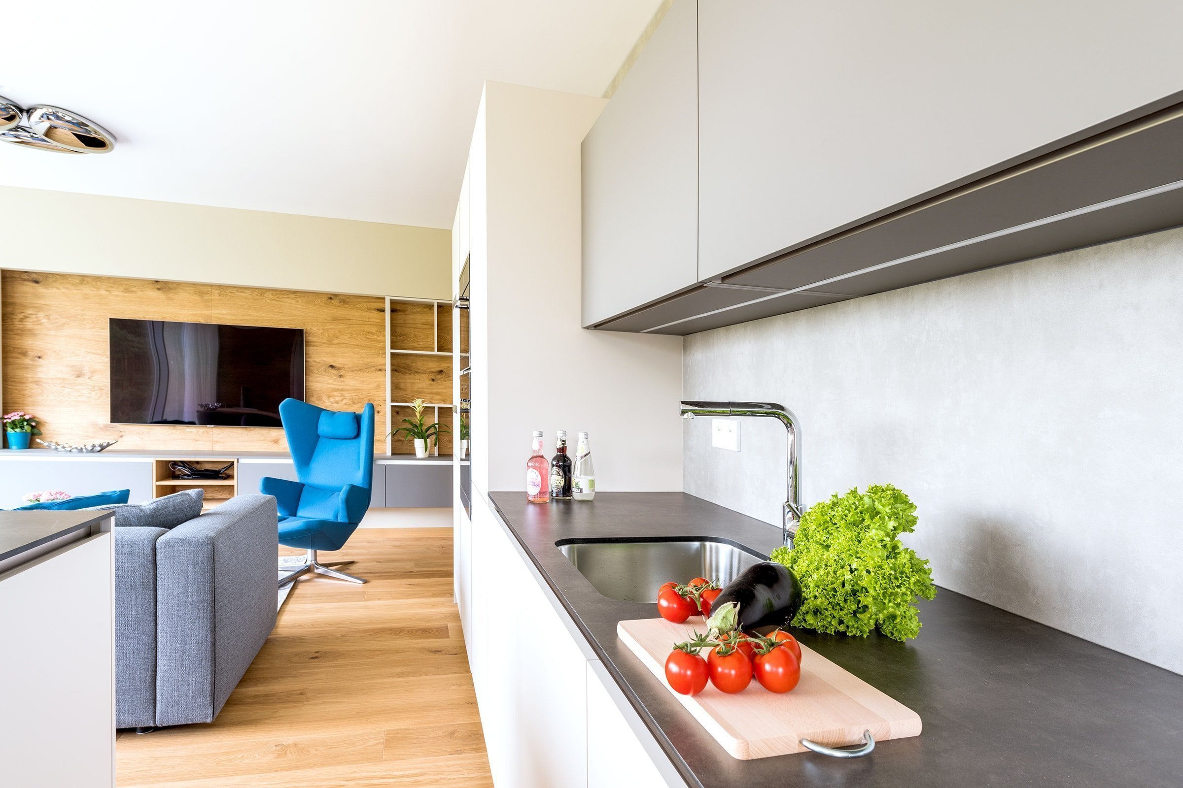 Nebojte se barev v interiéru