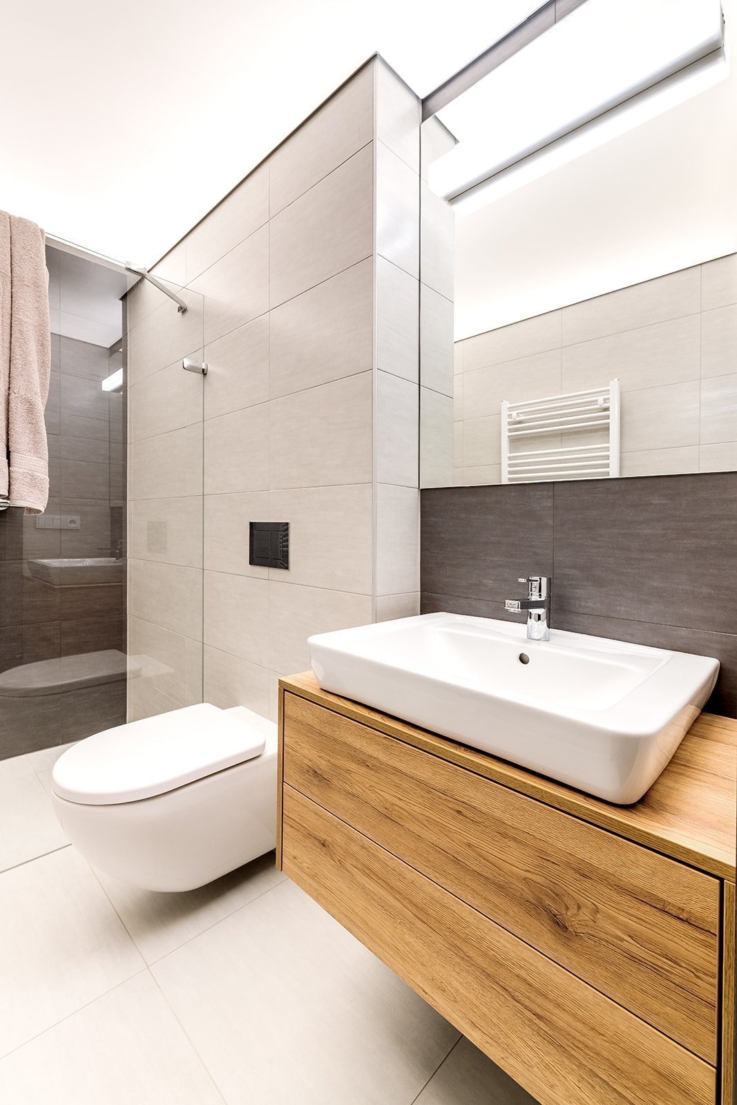 Nebojte se barev v interiéru