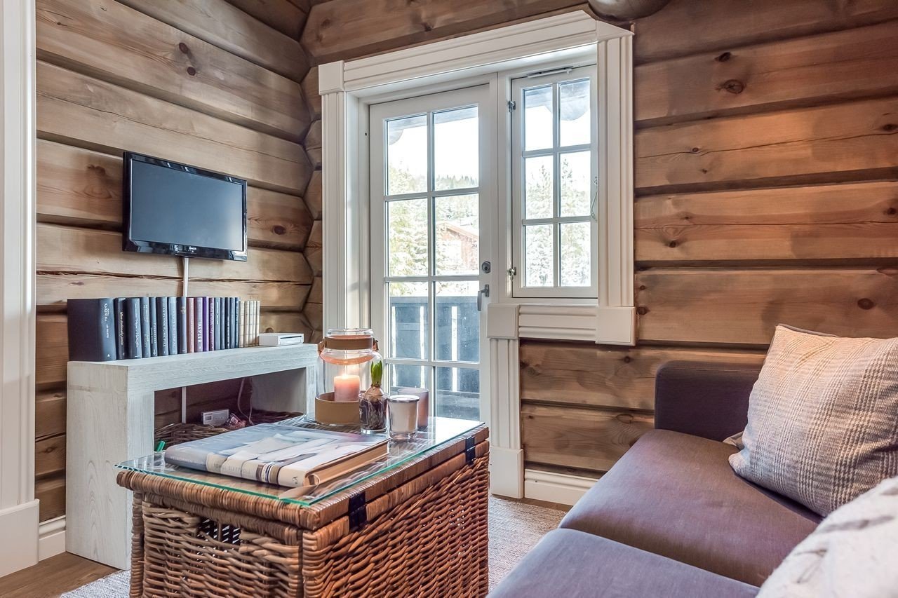 Norská chata s výhledem na lesy