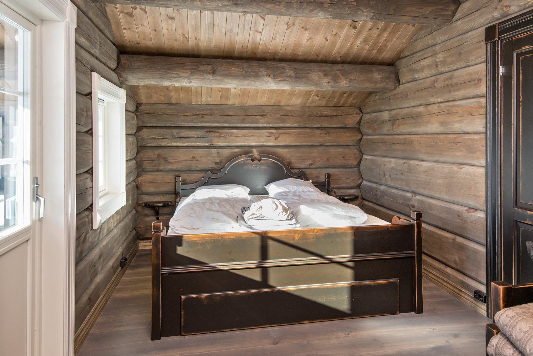 Norský srub v horách