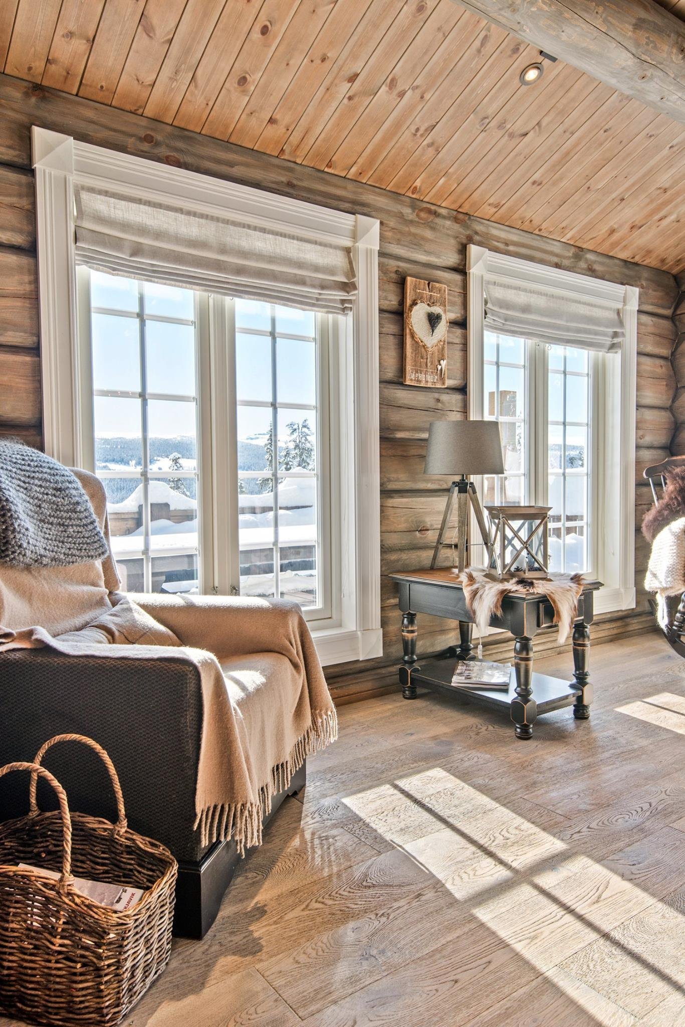 Norský srub v horách