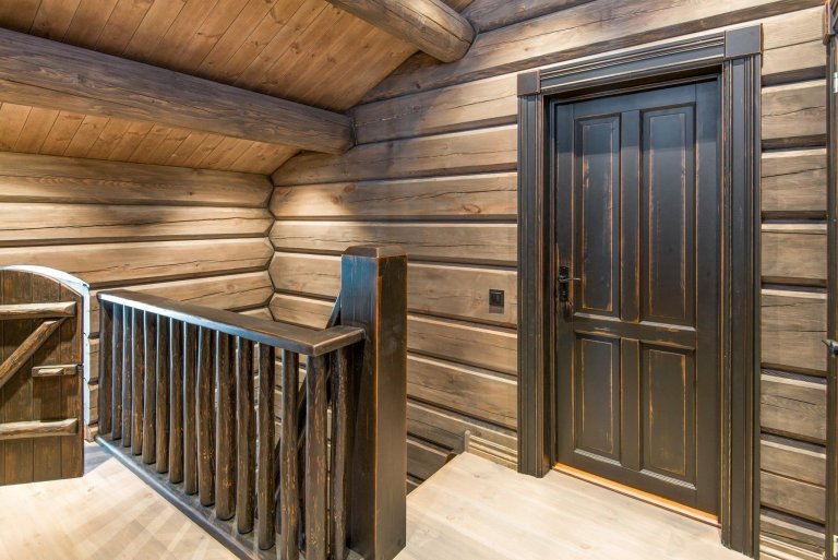 Norský srub v horách