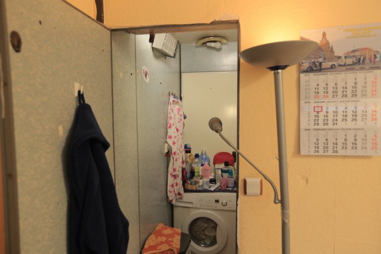 Proměna panelákového bytu s umakartovým jádrem