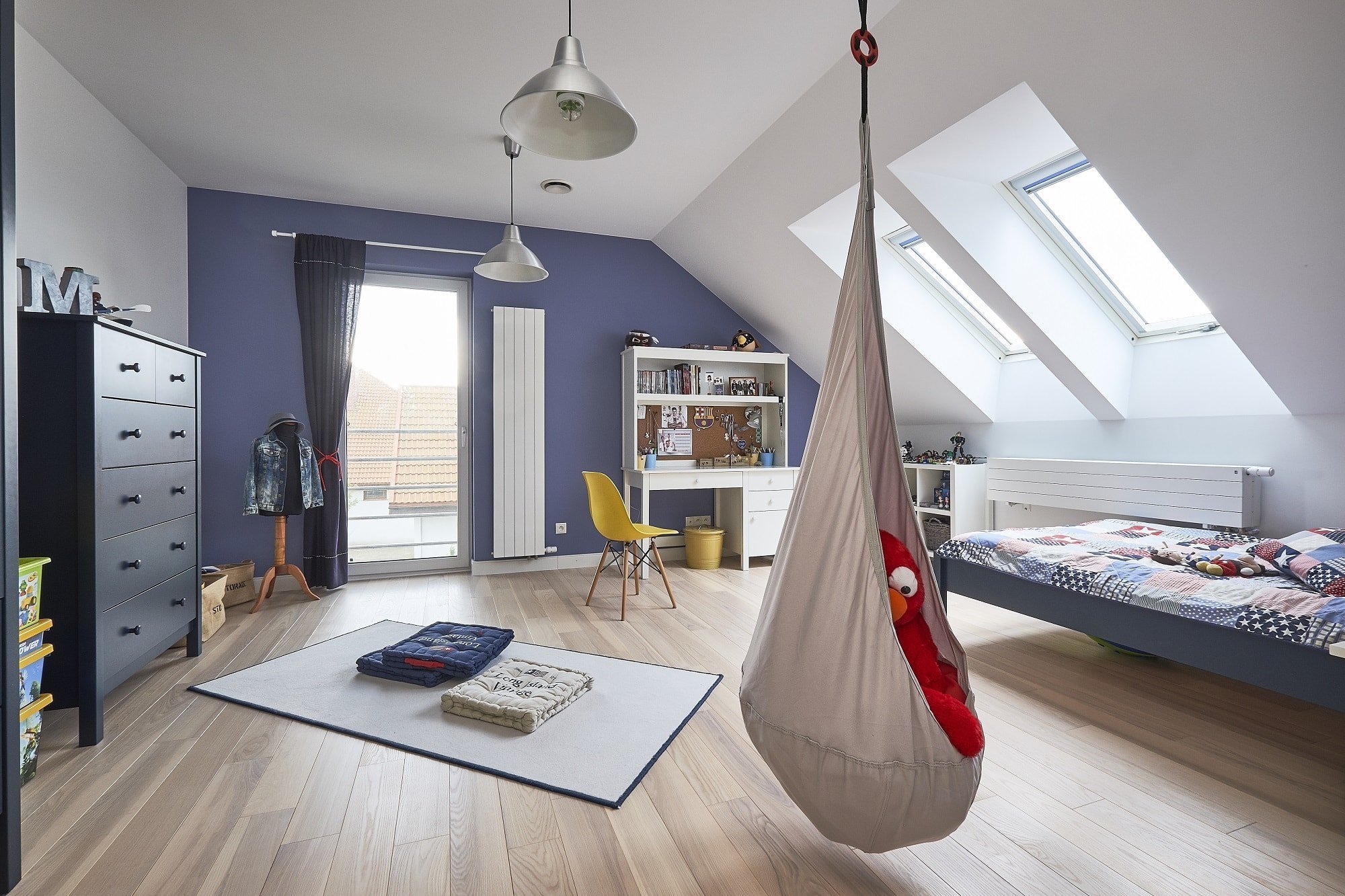 Stylové bydlení s tyrkysovou