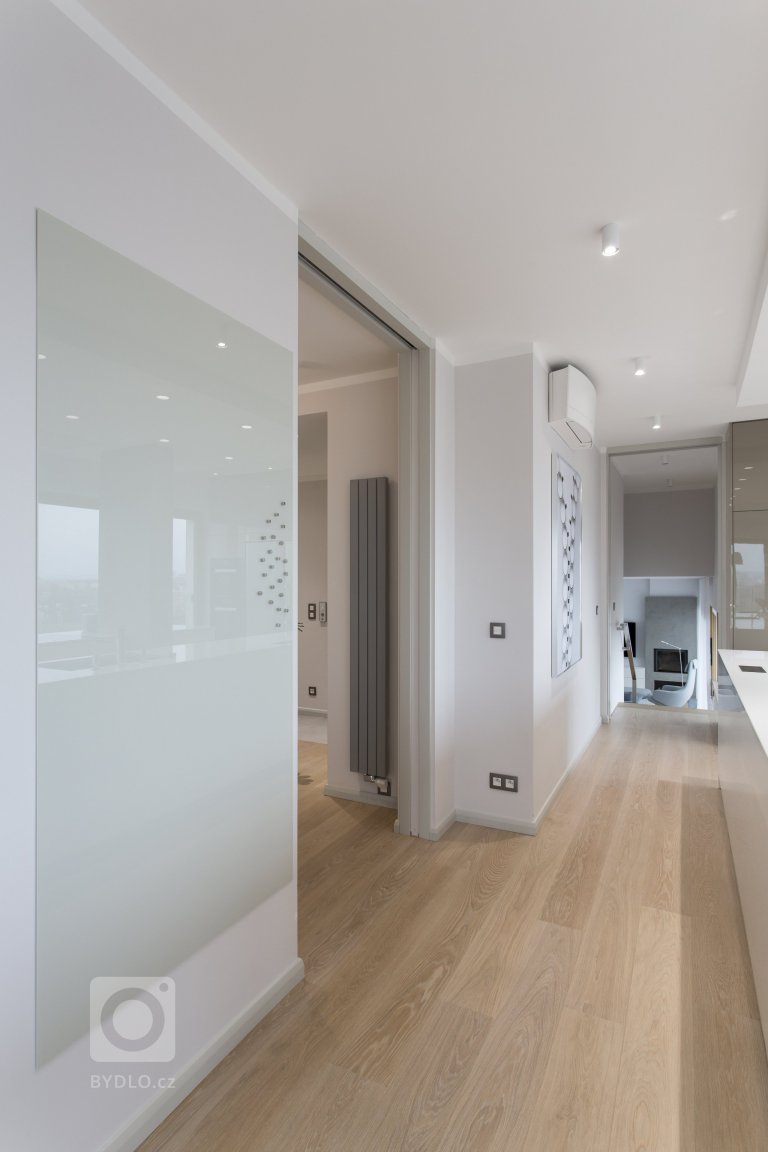 add picture to album