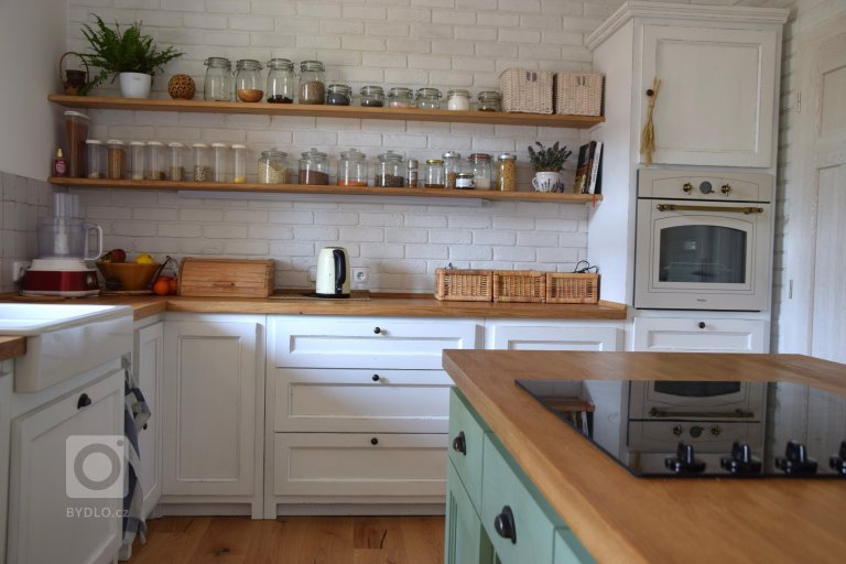 add picture to album