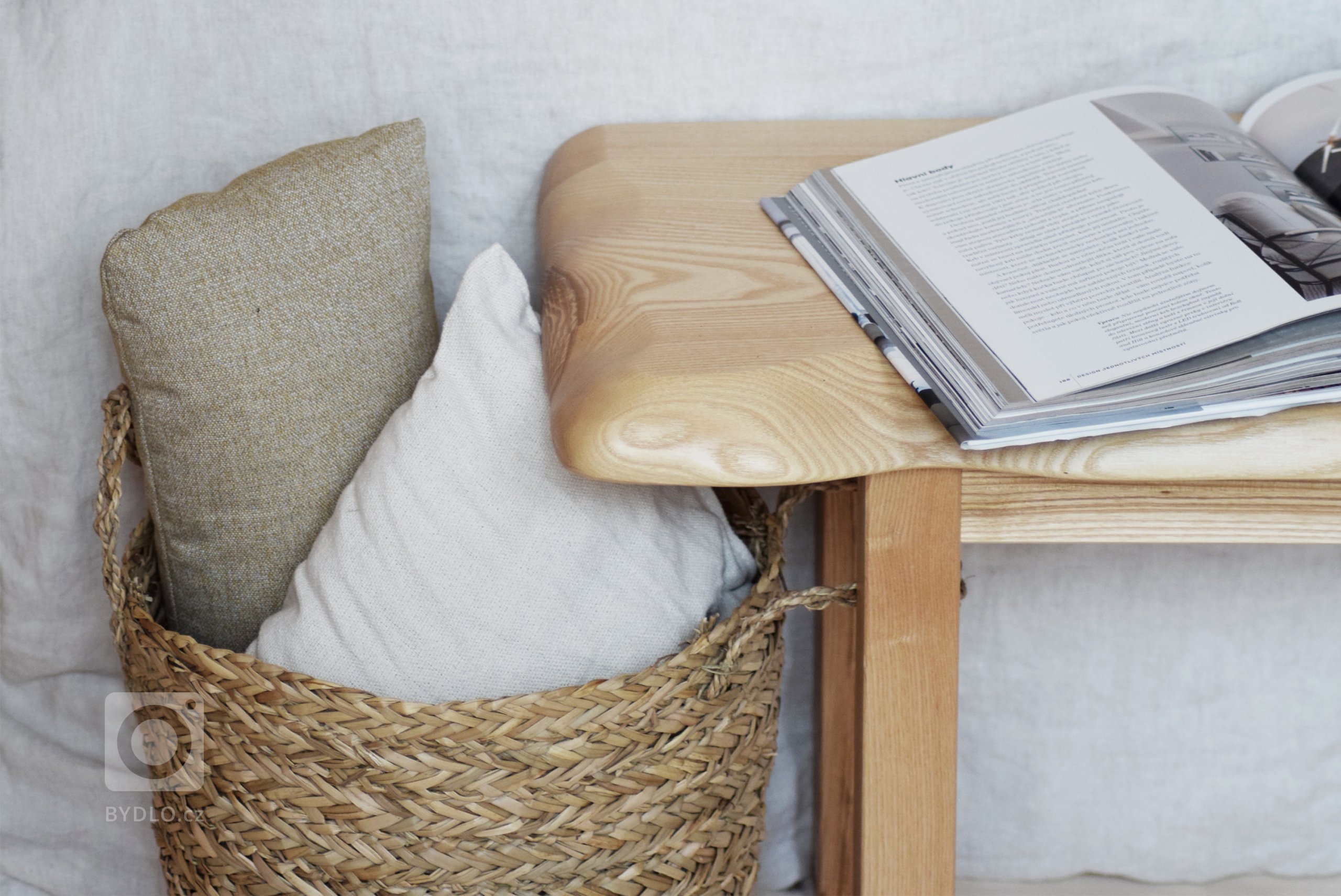 Nově zrekonstruovaný podkrovní prostor se nachází v krásném původním stavení ve Strýčkovicích, v malé vísce jižně od Plzně. Zadáním bylo prostor provzdušnit a…